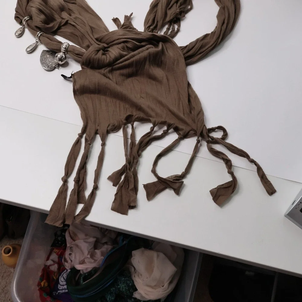 Brown Silk Blend Fringe Scarf Necklace Silver‎ Tone Heart Charms Boho Tassel